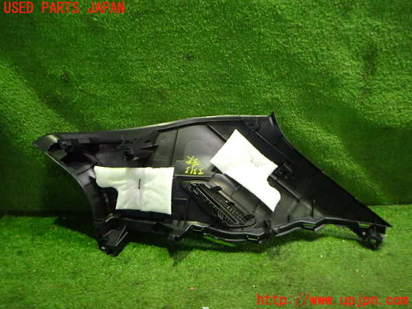 2UPJ-33137680]レクサス・UX300e(KMA10)左リアピラートリム 中古_m0002.jpg