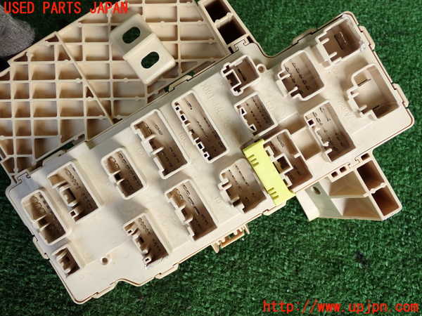 2UPJ-33146741]セリカ(ZZT230)ヒューズボックス1 中古_m0005.jpg