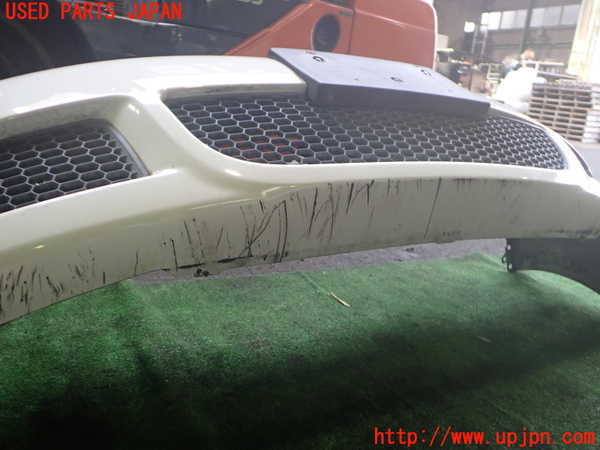 2UPJ-33151010]VW ニュービートル(9CAZJ)フロントバンパー (ジャンク品) 中古_m0002.jpg