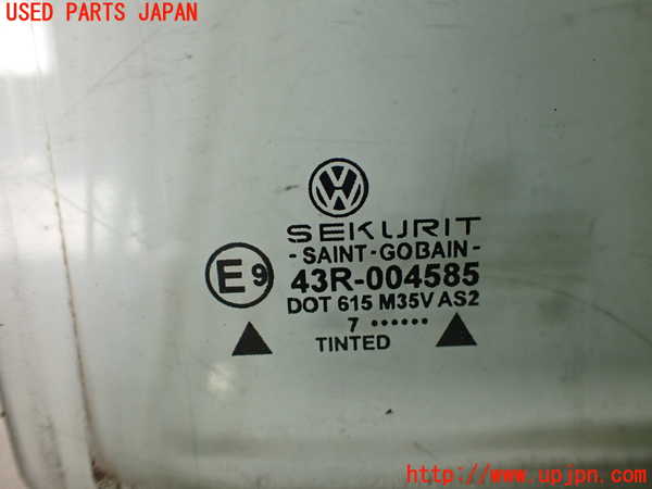 2UPJ-33151238]VW ニュービートル(9CAZJ)右前ドアガラス (43R-004585) 中古_m0002.jpg