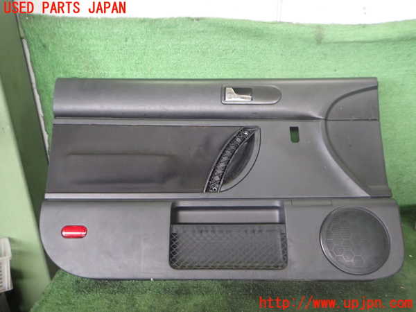 2UPJ-33151264]VW ニュービートル(9CAZJ)左前ドア内張り 中古_m0001.jpg
