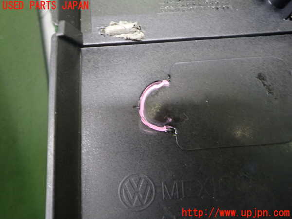 2UPJ-33151264]VW ニュービートル(9CAZJ)左前ドア内張り 中古_m0005.jpg