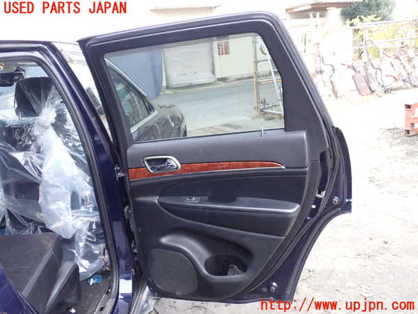 1UPJ-33161290]ジープ・グランドチェロキー(WK36A)右後ドア M513 中古_m0004.jpg