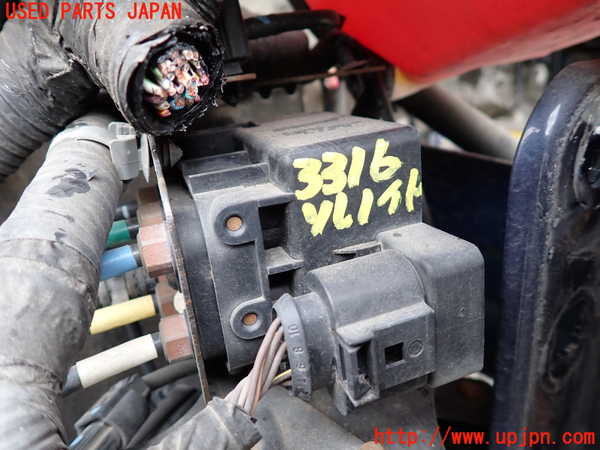 1UPJ-33165540]ジープ・グランドチェロキー(WK36A)エアサスソレノイドバルブ 中古_m0001.jpg