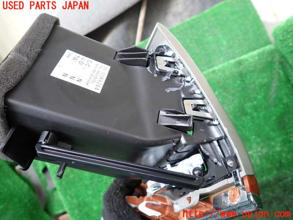 1UPJ-33167527]ジープ・グランドチェロキー(WK36A)エアコン吹き出し口2 (左) 中古_m0004.jpg