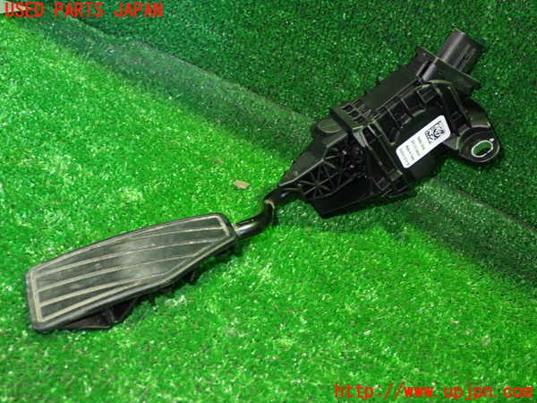 1UPJ-33176381]ワゴンR(MH95S)センサー1 (アクセルペダル) 中古_m0001.jpg