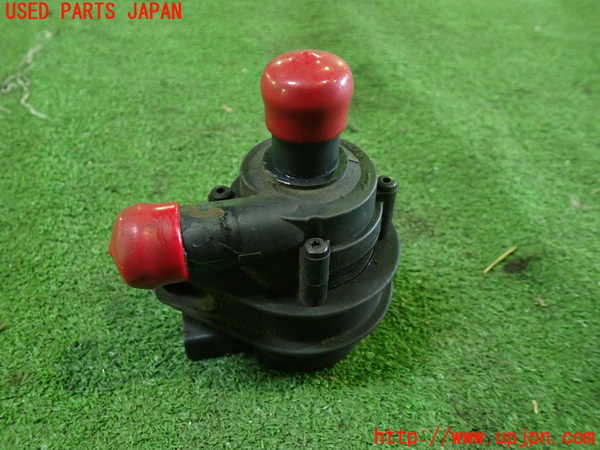 1UPJ-33182110]アウディ・TTS クーペ(8JCDLF)ウォーターポンプ 中古_m0001.jpg