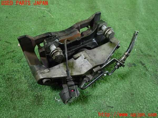 5UPJ-33184085]アウディ・TTS クーペ(8JCDLF)左フロントキャリパー 中古_m0002.jpg
