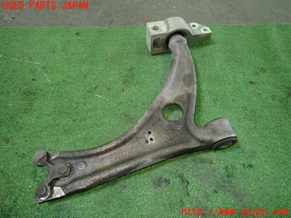 1UPJ-33185176]アウディ・TTS クーペ(8JCDLF)右フロントロアアーム1 中古_m0001.jpg