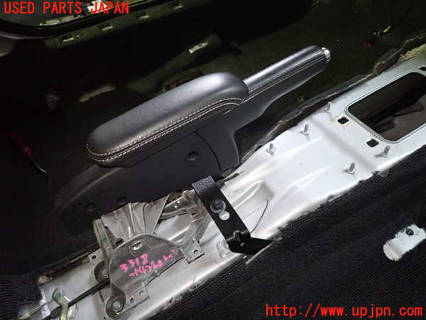 5UPJ-33187550]アウディ・TTS クーペ(8JCDLF)サイドブレーキレバー 中古_m0001.jpg