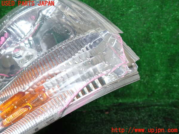 1UPJ-33191150]ハイエースワゴン100系(RZH101G)右コーナーランプ ジャンク部品取り_m0002.jpg
