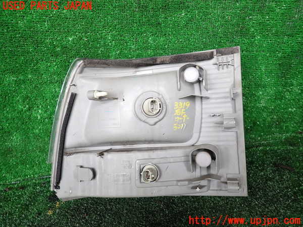 1UPJ-33191150]ハイエースワゴン100系(RZH101G)右コーナーランプ ジャンク部品取り_m0004.jpg