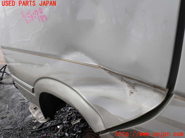 1UPJ-33191260]ハイエースワゴン100系(RZH101G)左前ドア ジャンク部品取り_m0003.jpg