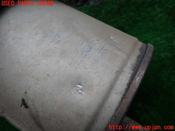 1UPJ-33192671]ハイエースワゴン100系(RZH101G)リアマフラー1 中古_m0002.jpg