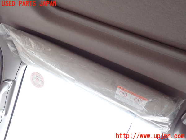1UPJ-33197630]ハイエースワゴン100系(RZH101G)室内サンバイザー左側 中古_m0001.jpg