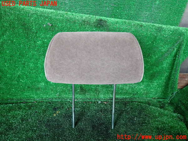 1UPJ-33197040]ハイエースワゴン100系(RZH101G)運転席ヘッドレスト 中古_m0001.jpg