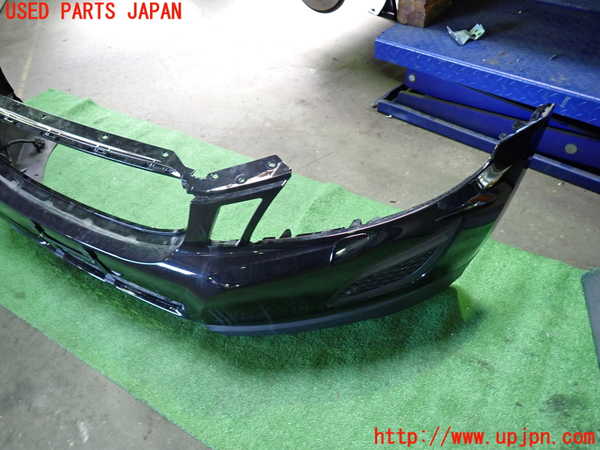 1UPJ-33201010]ボルボ・XC60(DB4204TXC)フロントバンパー 中古_m0002.jpg