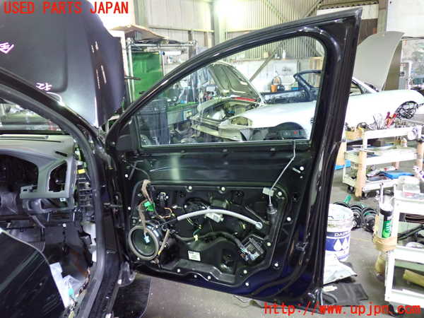 1UPJ-33201230]ボルボ・XC60(DB4204TXC)右前ドア SEKURIT M53 中古_m0005.jpg