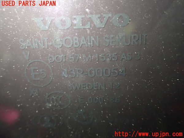 1UPJ-33201382]ボルボ・XC60(DB4204TXC)左クォーターガラス SEKURIT M1535 中古_m0002.jpg