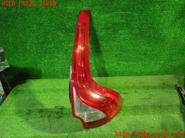 1UPJ-33201530]ボルボ・XC60(DB4204TXC)右テールランプ 【ジャンク】_m0001.jpg