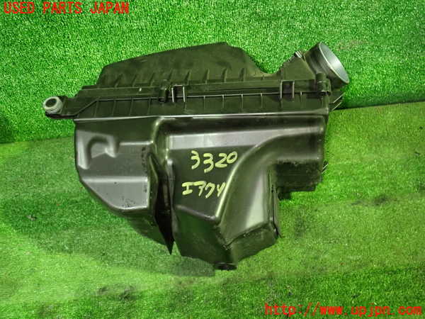 1UPJ-33202560]ボルボ・XC60(DB4204TXC)エアクリーナーボックス 中古_m0002.jpg