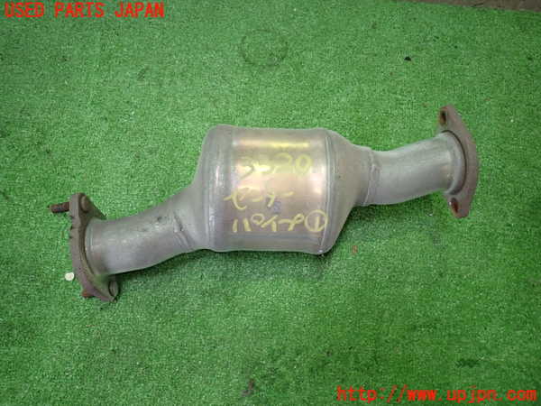 1UPJ-33202651]ボルボ・XC60(DB4204TXC)センターパイプ1 中古_m0001.jpg