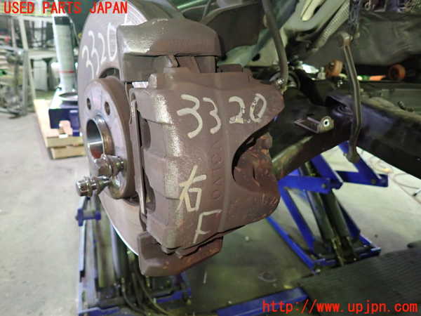 1UPJ-33204080]ボルボ・XC60(DB4204TXC)右フロントキャリパー 中古_m0001.jpg