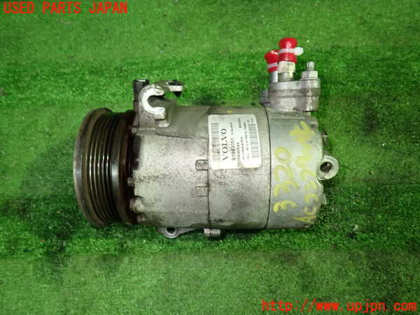 1UPJ-33206025]ボルボ・XC60(DB4204TXC)エアコンコンプレッサー 中古_m0002.jpg