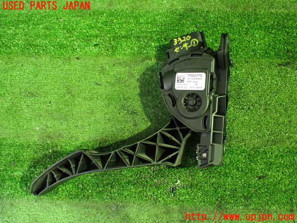 1UPJ-33206381]ボルボ・XC60(DB4204TXC)センサー1 (アクセルペダル) 中古_m0003.jpg