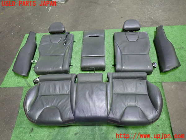 1UPJ-33207385]ボルボ・XC60(DB4204TXC)リアシート 中古_m0001.jpg