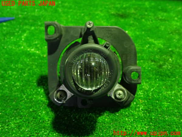 1UPJ-33211180]フィアット・500(31209)右フォグ 中古_m0001.jpg