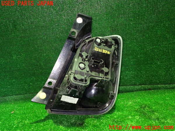 1UPJ-33211536]フィアット・500(31209)左テールランプ 中古_m0003.jpg