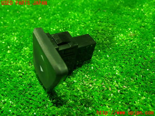 1UPJ-33216240]フィアット・500(31209)右パワーウィンドウスイッチ 中古_m0002.jpg