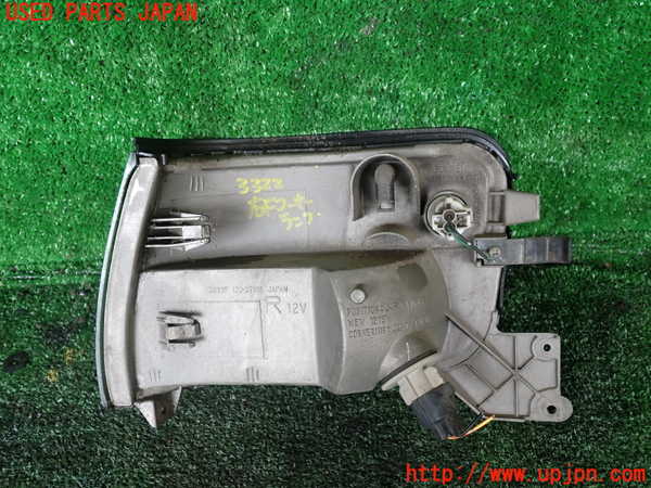 1UPJ-33221150]デリカ スターワゴン(P35W)右コーナーランプ 中古_m0003.jpg