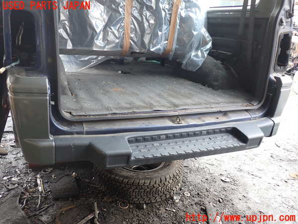 1UPJ-33221610]デリカ スターワゴン(P35W)リアバンパー 中古_m0001.jpg