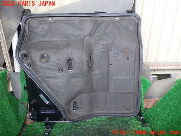 1UPJ-33222160]デリカ スターワゴン(P35W)エンジンアッパーカバー 中古_m0002.jpg