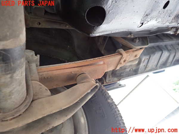 1UPJ-33225105]デリカ スターワゴン(P35W)左リアスプリング (リーフスプリング) 中古_m0003.jpg
