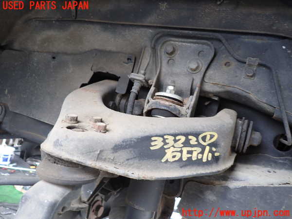 1UPJ-33225126]デリカ スターワゴン(P35W)右フロントアッパーアーム1 中古_m0001.jpg
