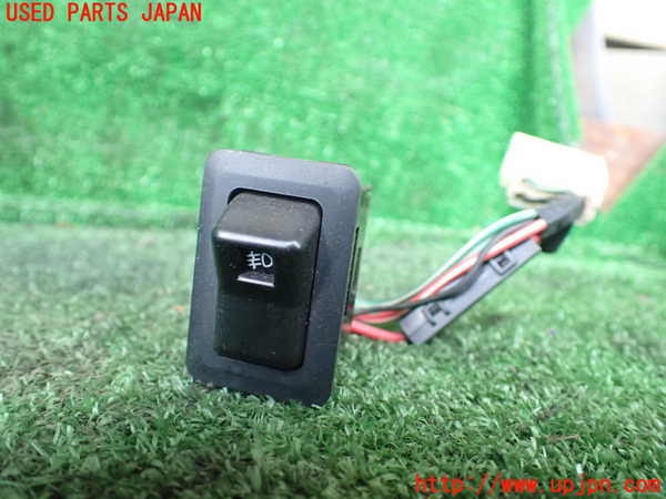 1UPJ-33226295]デリカ スターワゴン(P35W)フォグスイッチ 中古_m0001.jpg