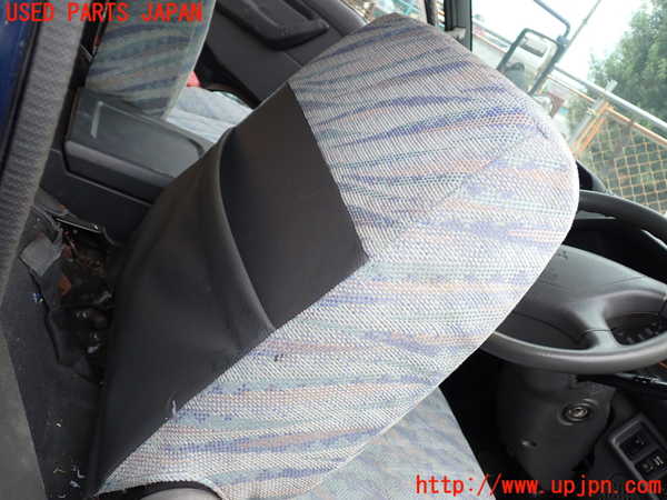 1UPJ-33227035]デリカ スターワゴン(P35W)運転席シート 中古_m0004.jpg