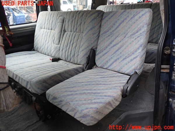 1UPJ-33227125]デリカ スターワゴン(P35W)2列目シート 中古_m0001.jpg