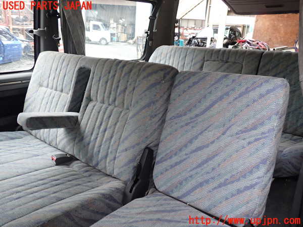 1UPJ-33227125]デリカ スターワゴン(P35W)2列目シート 中古_m0002.jpg