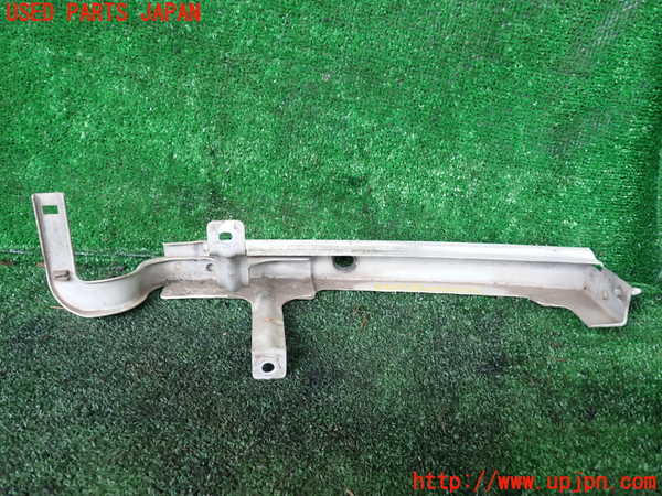 1UPJ-33231140]ビッグホーン(UBS26GW)右ヘッドライトリム 中古_m0002.jpg