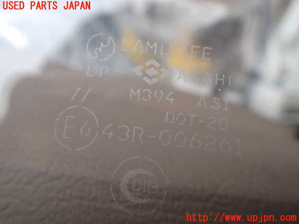 1UPJ-33231195]ビッグホーン(UBS26GW)フロントガラス ASAHI M394 中古_m0003.jpg