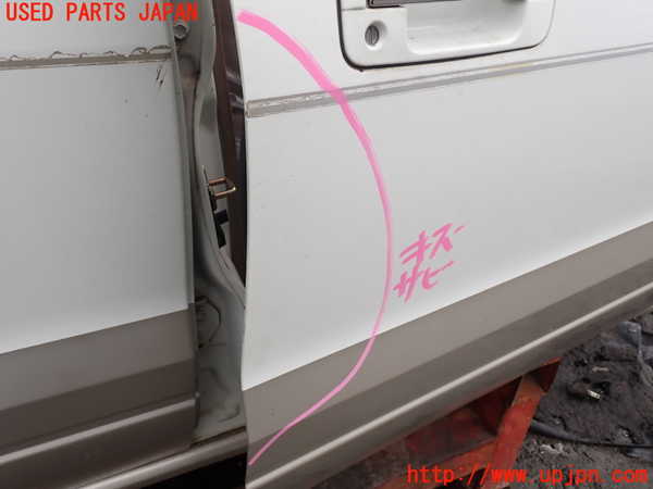 5UPJ-33231230]ビッグホーン(UBS26GW)右前ドア ASAHI M284 中古_m0002.jpg