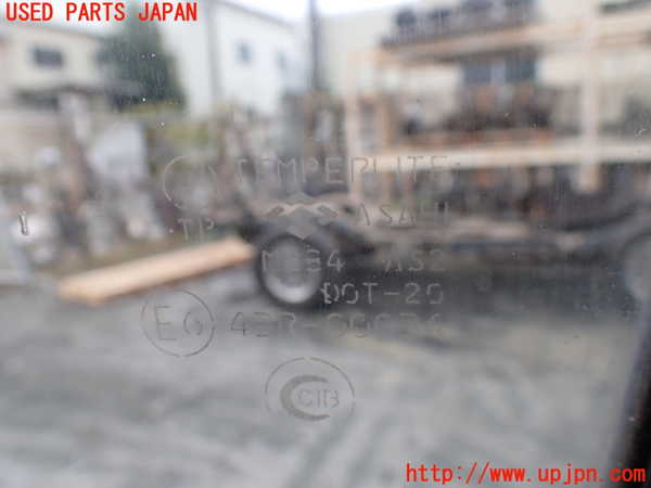 5UPJ-33231230]ビッグホーン(UBS26GW)右前ドア ASAHI M284 中古_m0005.jpg