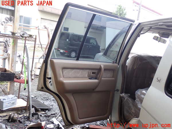 1UPJ-33231320]ビッグホーン(UBS26GW)左後ドア ASAHI M2L4 中古_m0004.jpg