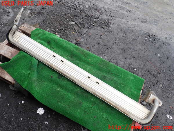 1UPJ-33231390]ビッグホーン(UBS26GW)右サイドステップ 中古_m0002.jpg