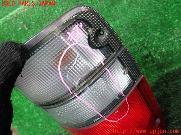 1UPJ-33231530]ビッグホーン(UBS26GW)右テールランプ 中古_m0002.jpg