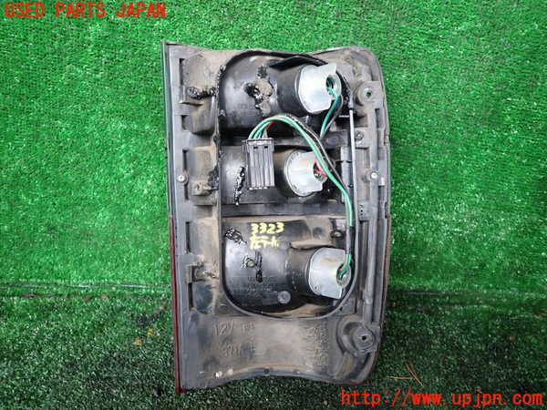 1UPJ-33231536]ビッグホーン(UBS26GW)左テールランプ 中古_m0003.jpg